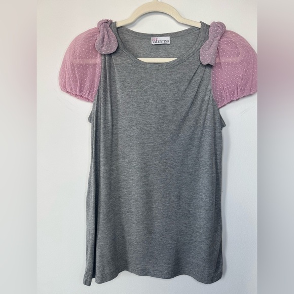 RED Valentino Gray Tee with Pink Puffed Sleeve Bows - Picture 4 of 14